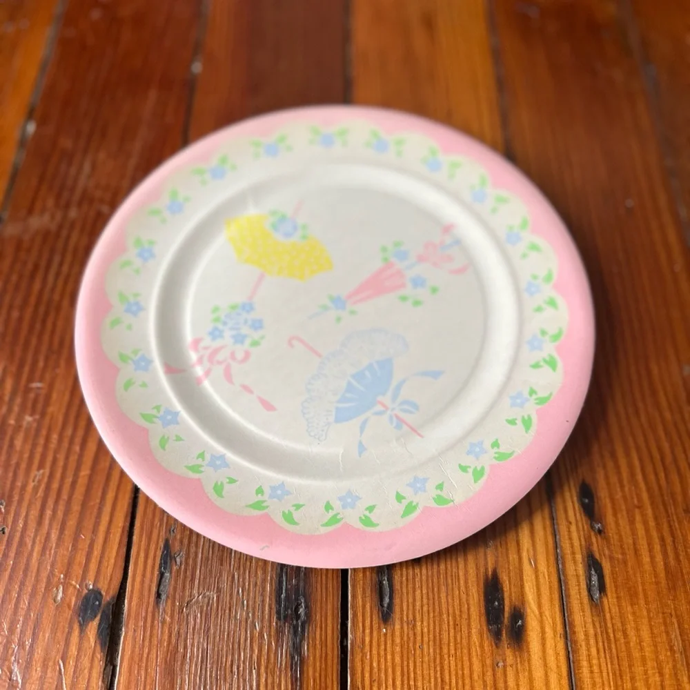 Vintage 70s baby shower parasol print paper plates